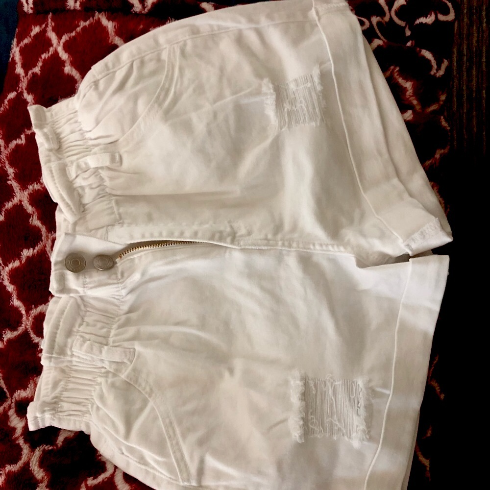 White stretchy high waisted shorts